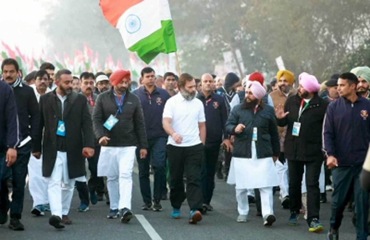 राहुल गांधी की सुरक्षा चूक पर सीआरपीएफ डीजी का बयान, हम अपना काम अच्छी तरह कर रहे हैं राहुल गांधी की सुरक्षा चूक पर सीआरपीएफ डीजी का बयान, हम अपना काम अच्छी तरह कर रहे हैं